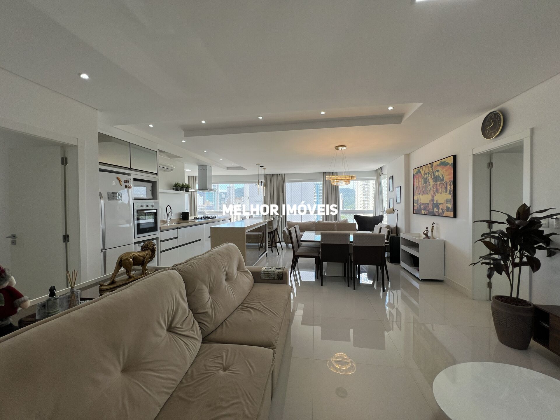 Apartamento, 3 quartos, 134 m² - Foto 2