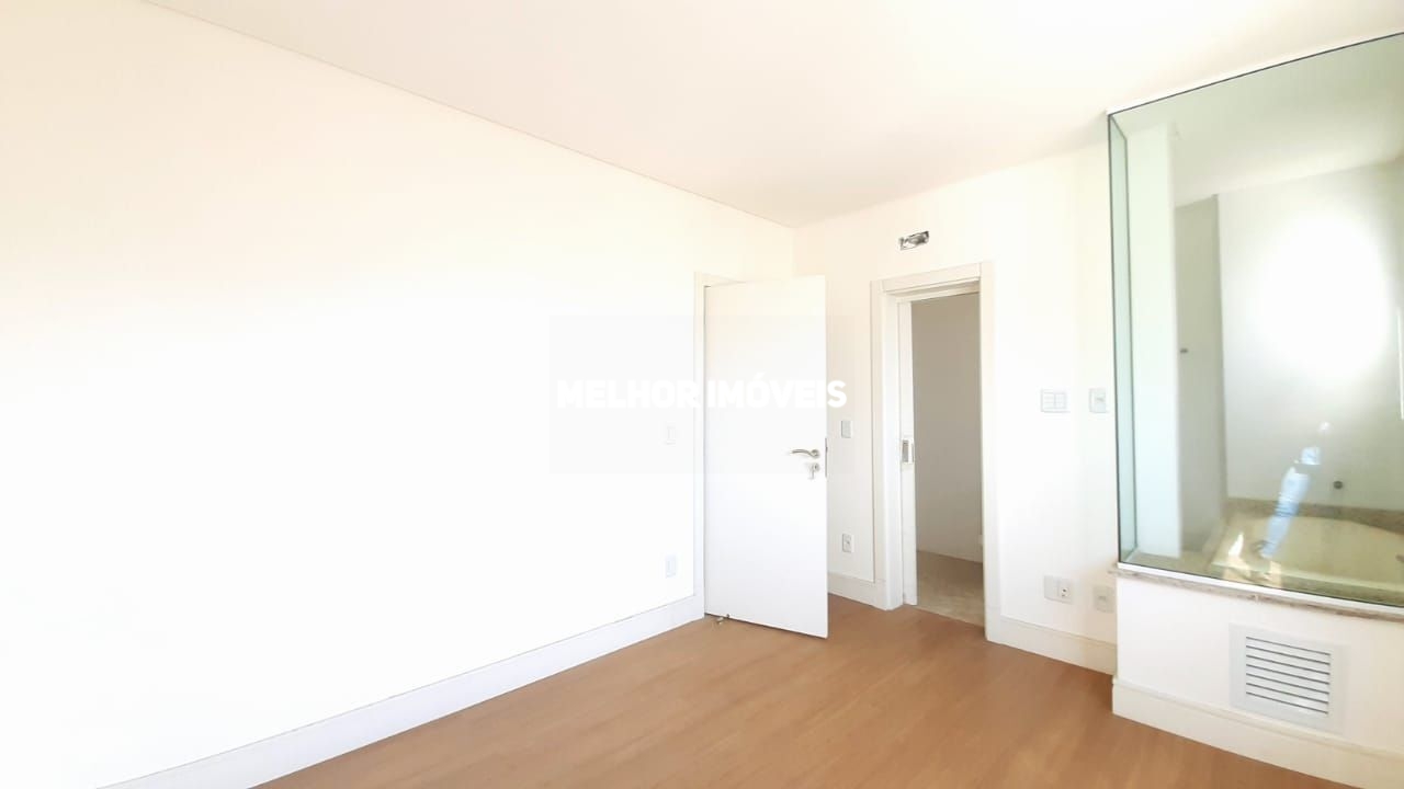 Apartamento à venda com 3 quartos, 121m² - Foto 19