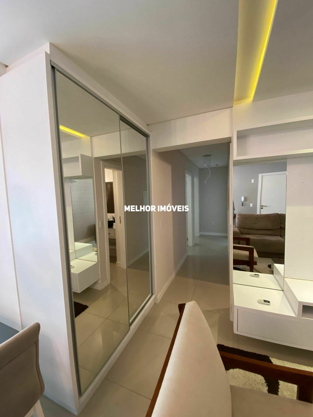 Apartamento à venda com 3 quartos, 107m² - Foto 11