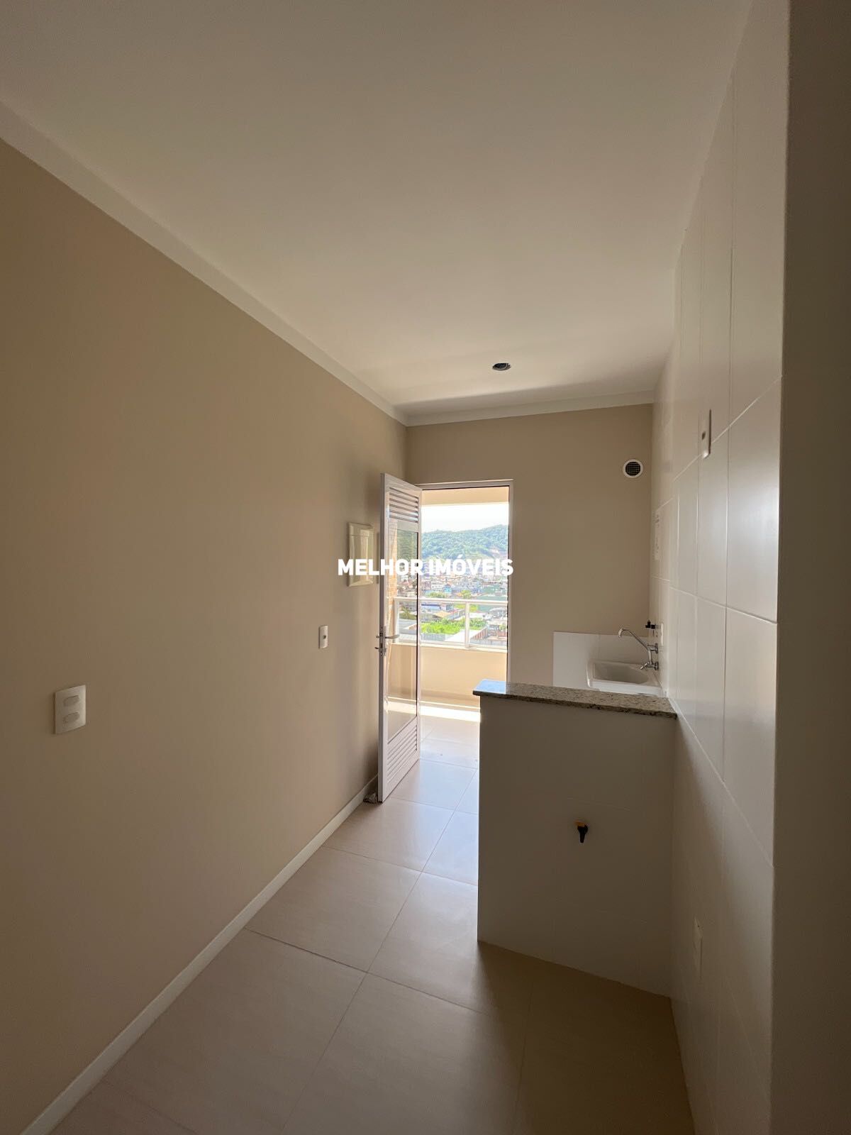 Apartamento à venda com 2 quartos, 73m² - Foto 2