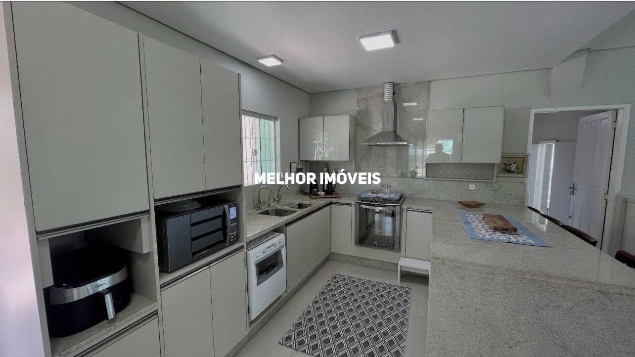 Casa, 3 quartos, 200 m² - Foto 10