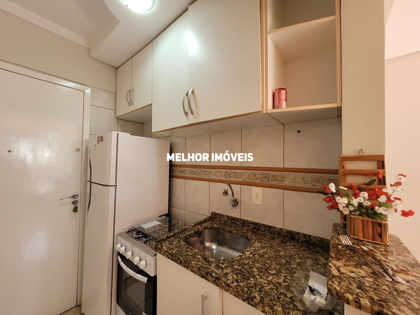 Apartamento à venda com 1 quarto, 32m² - Foto 3