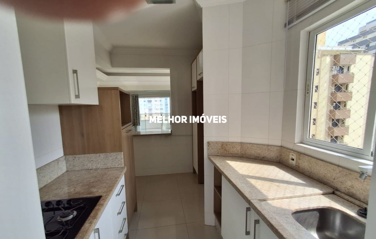 Apartamento à venda com 3 quartos, 97m² - Foto 6