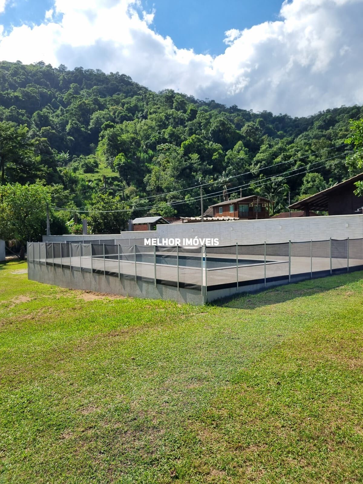 Chácara à venda com 3 quartos, 2500m² - Foto 11