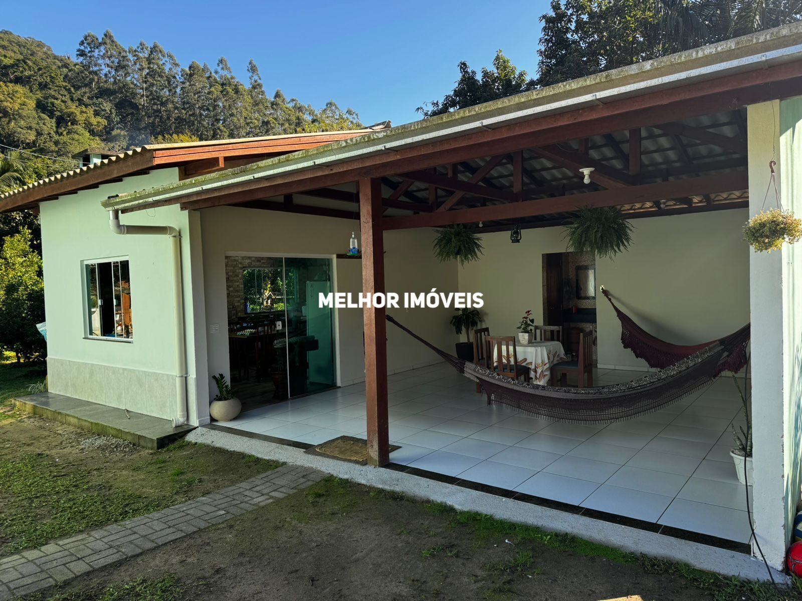Chácara à venda com 3 quartos, 2500m² - Foto 2