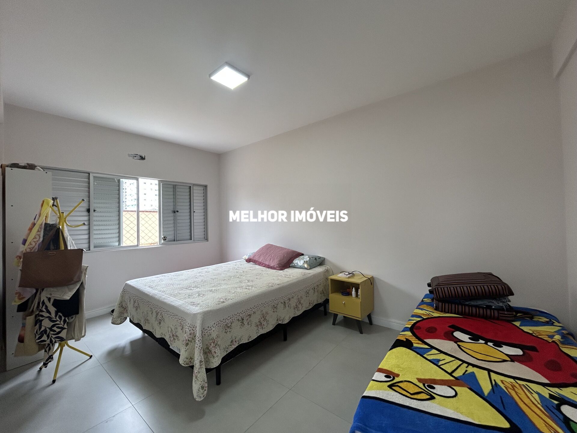 Apartamento para alugar com 3 quartos, 180m² - Foto 9