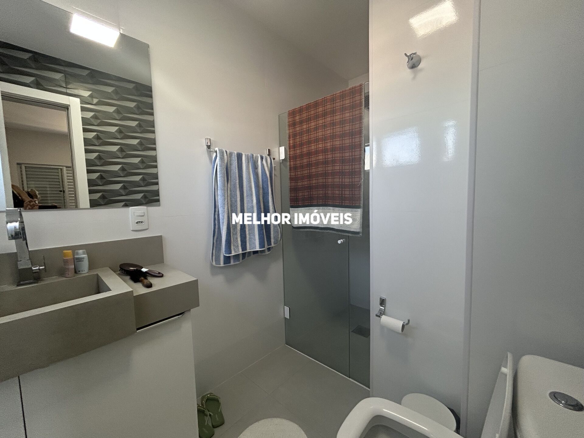 Apartamento para alugar com 3 quartos, 180m² - Foto 18