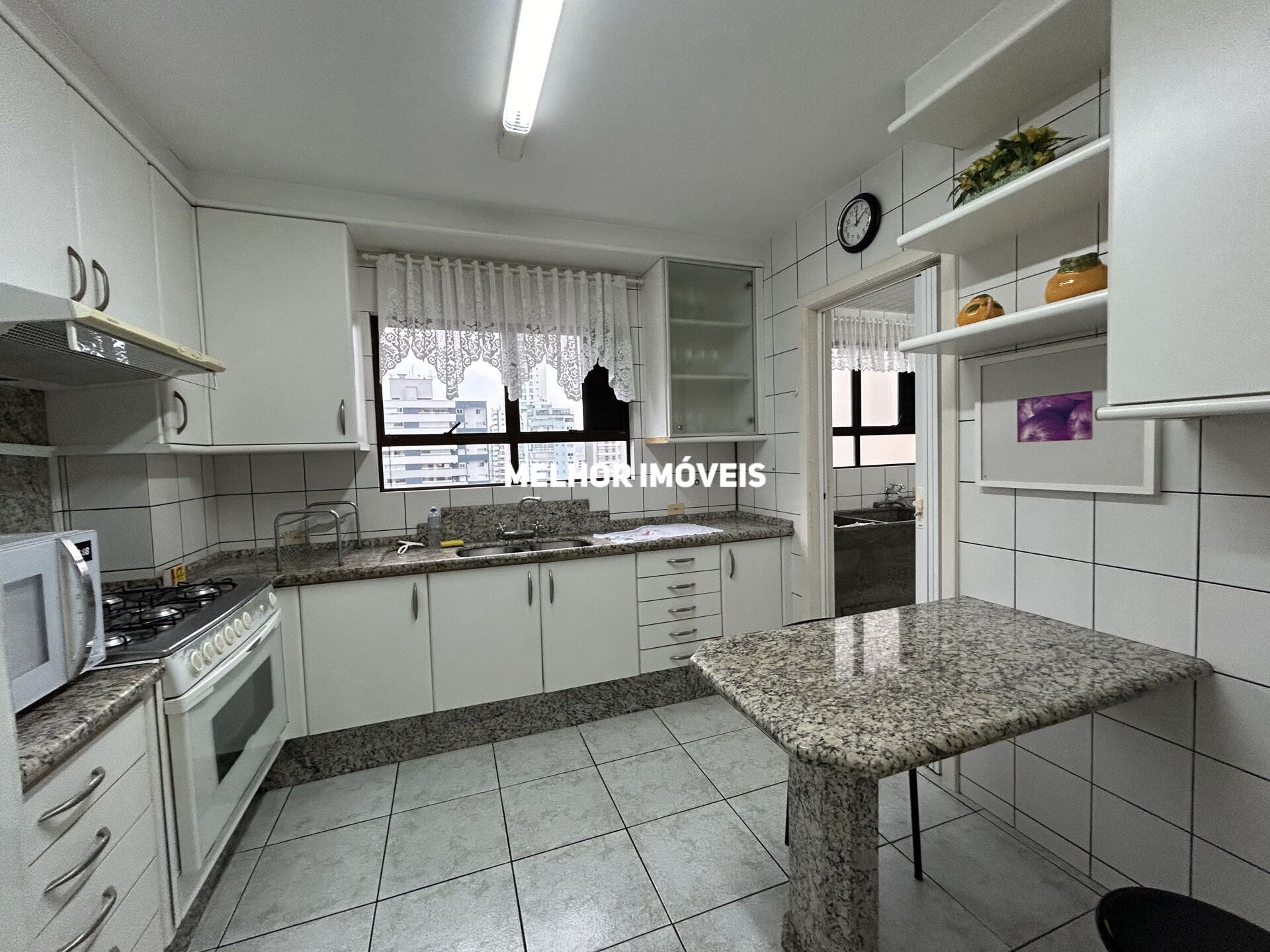 Apartamento à venda com 3 quartos, 170m² - Foto 21