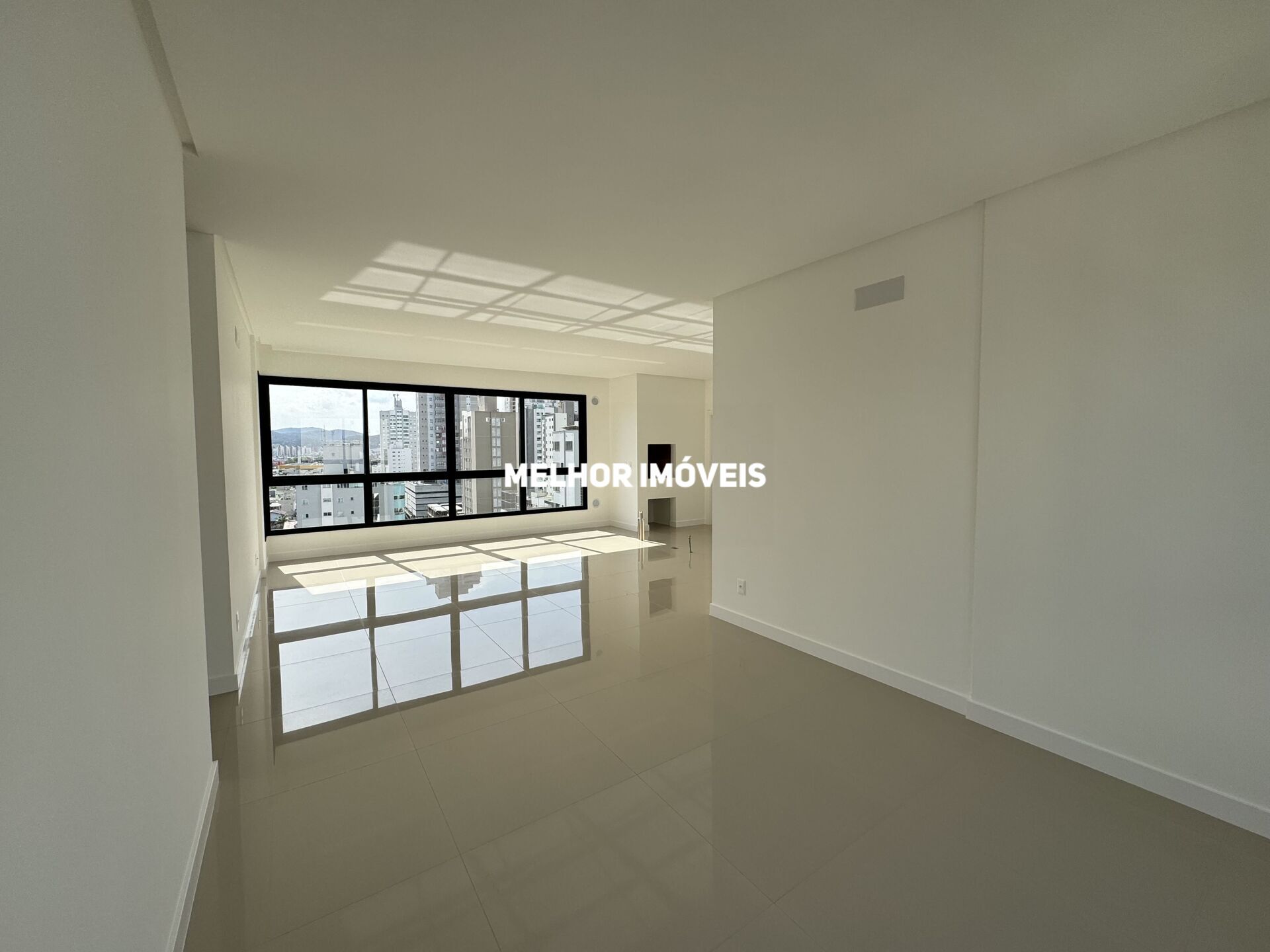 Apartamento à venda com 3 quartos, 130m² - Foto 8