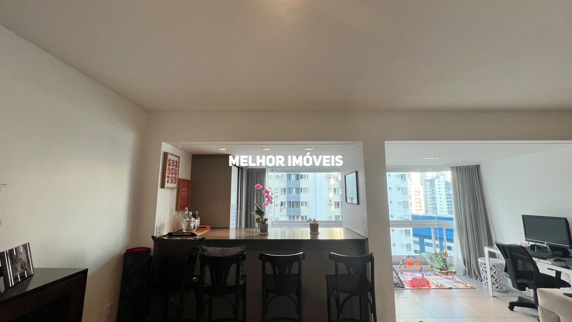 Apartamento à venda com 3 quartos, 119m² - Foto 10