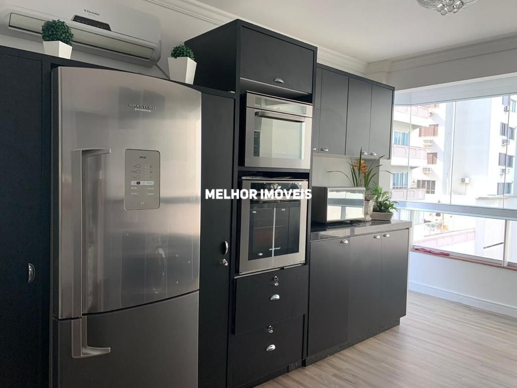 Apartamento à venda com 3 quartos, 119m² - Foto 6