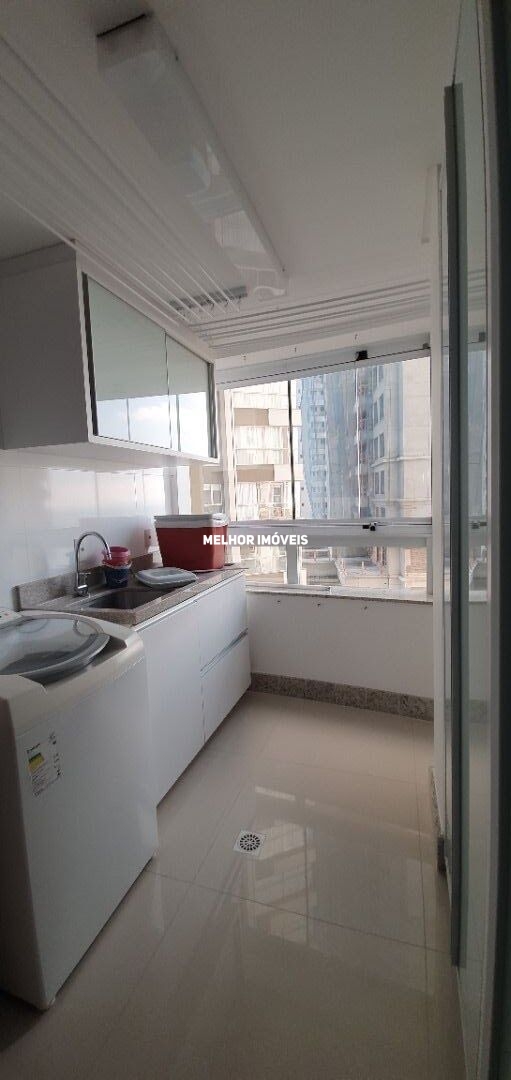 Apartamento à venda com 3 quartos, 140m² - Foto 7