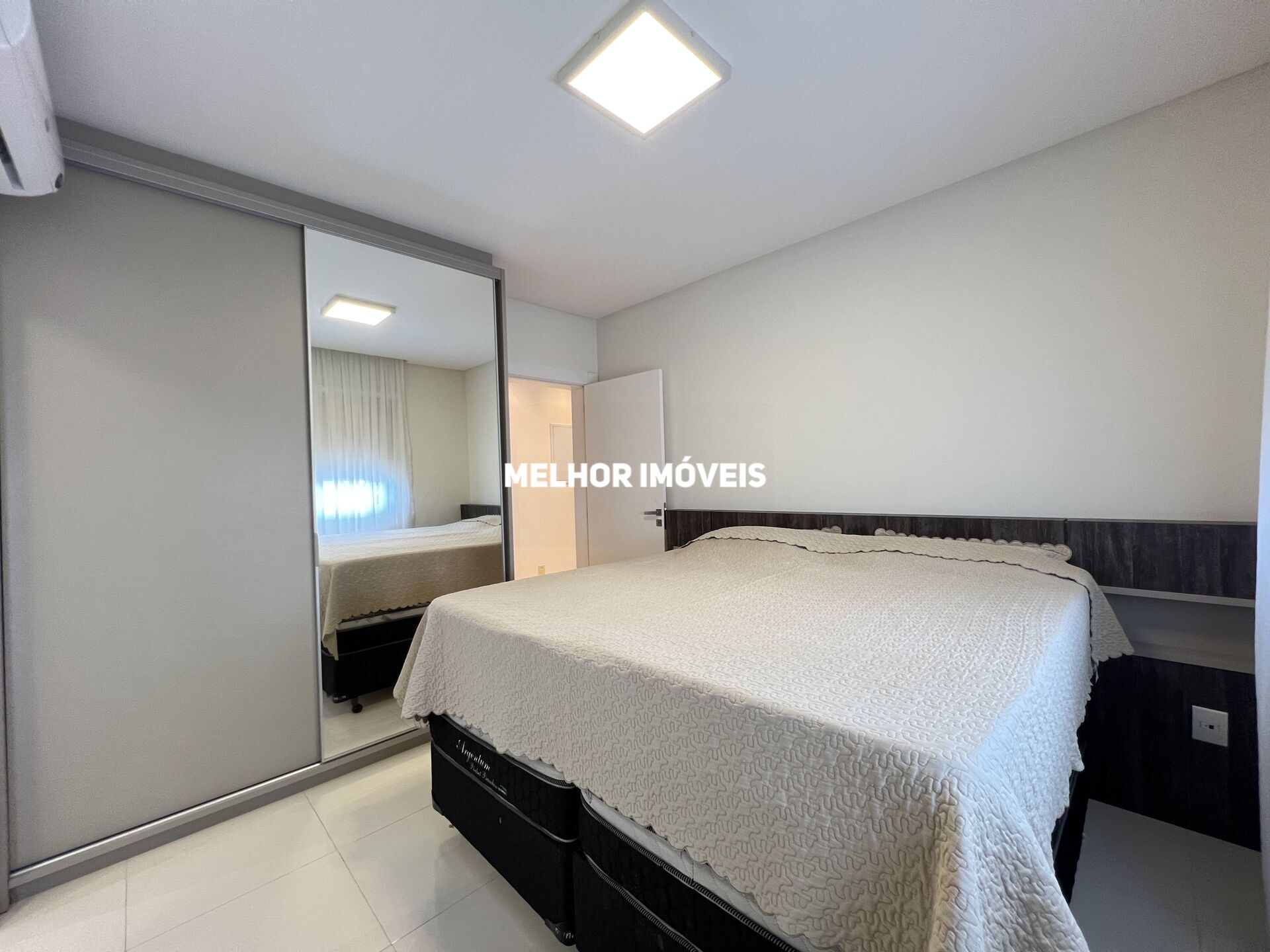 Apartamento à venda com 3 quartos, 135m² - Foto 22