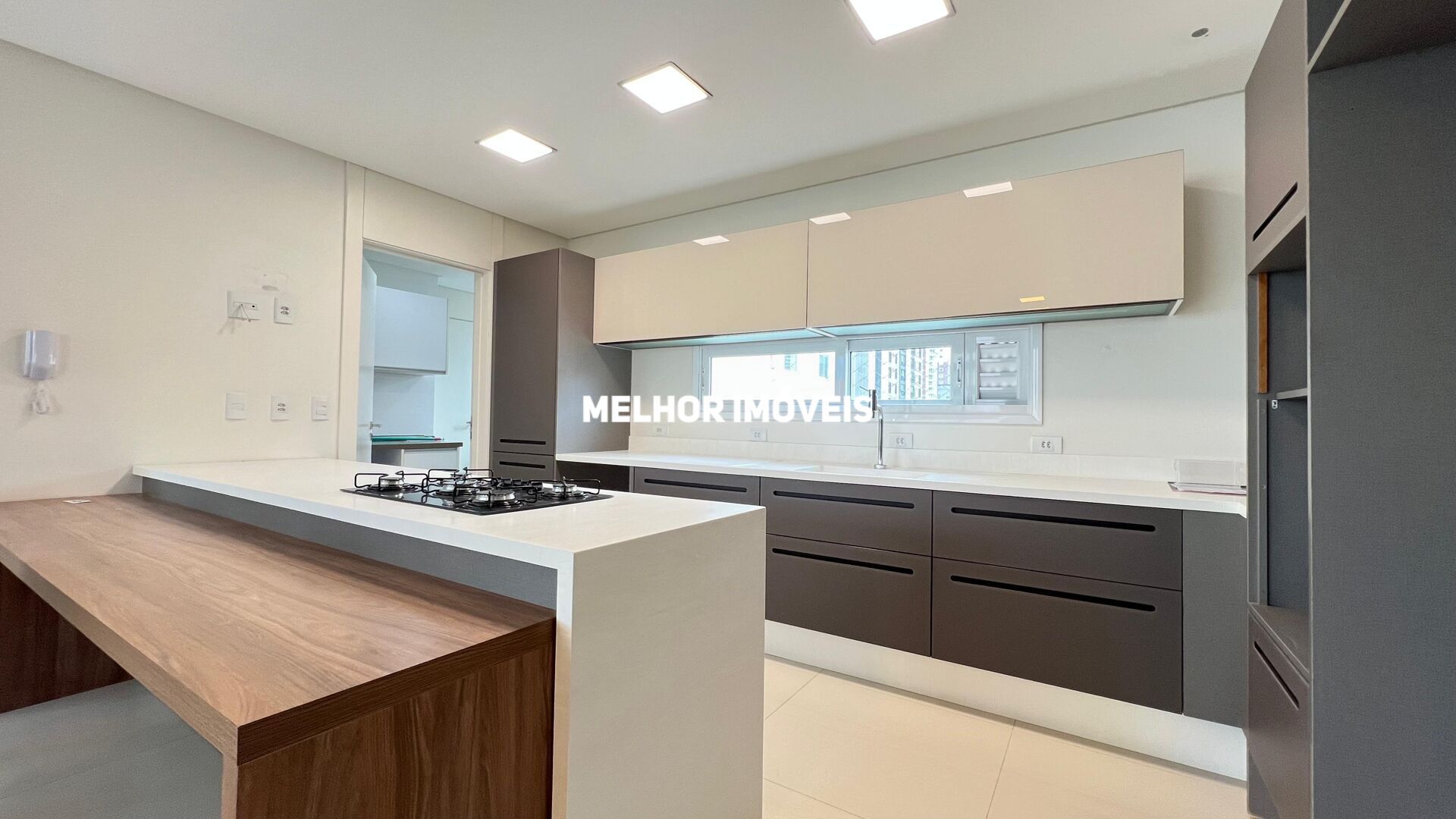 Apartamento, 4 quartos, 162 m² - Foto 1