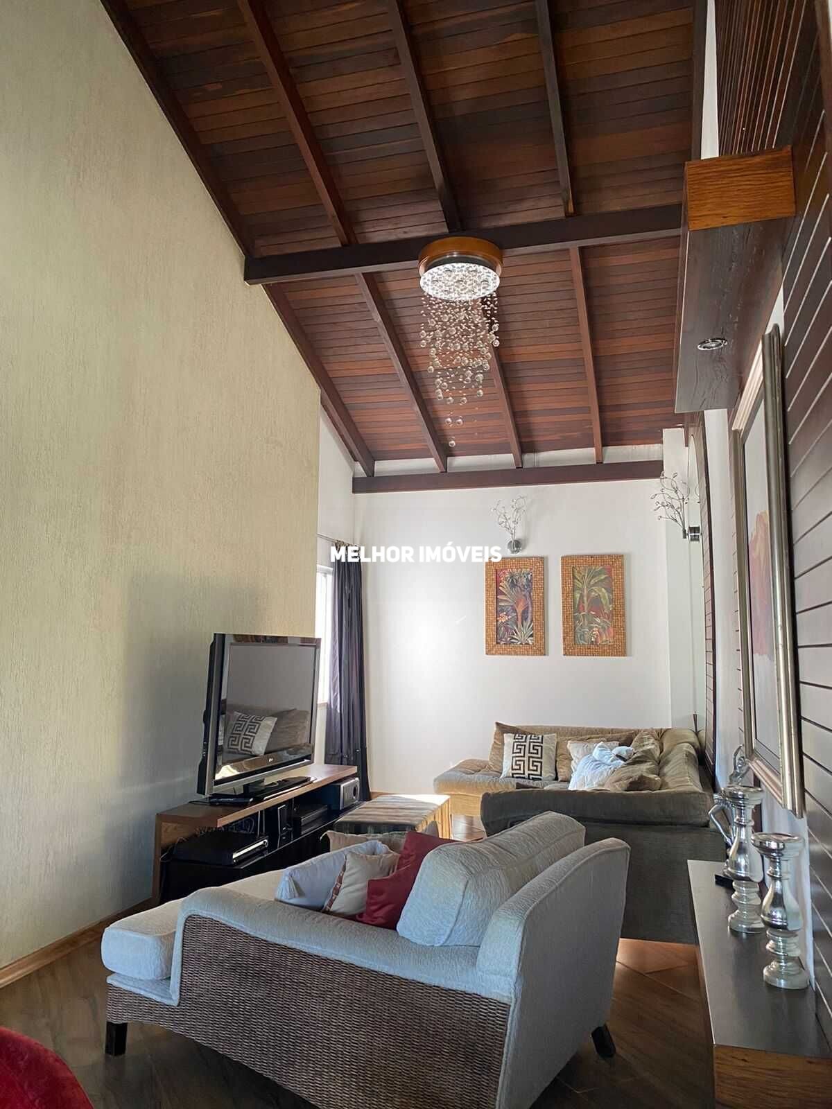 Casa à venda com 5 quartos, 270m² - Foto 8