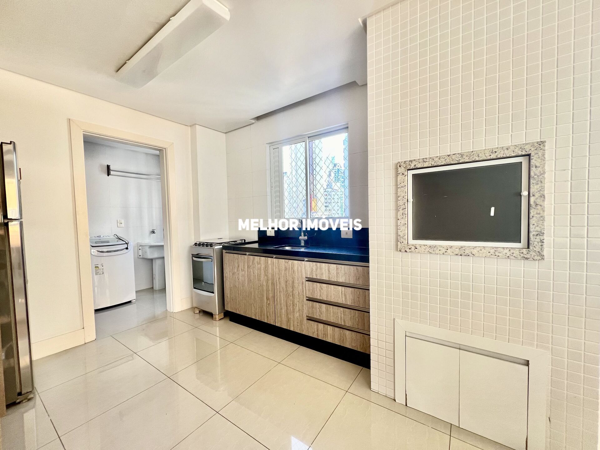 Apartamento à venda com 3 quartos, 115m² - Foto 8