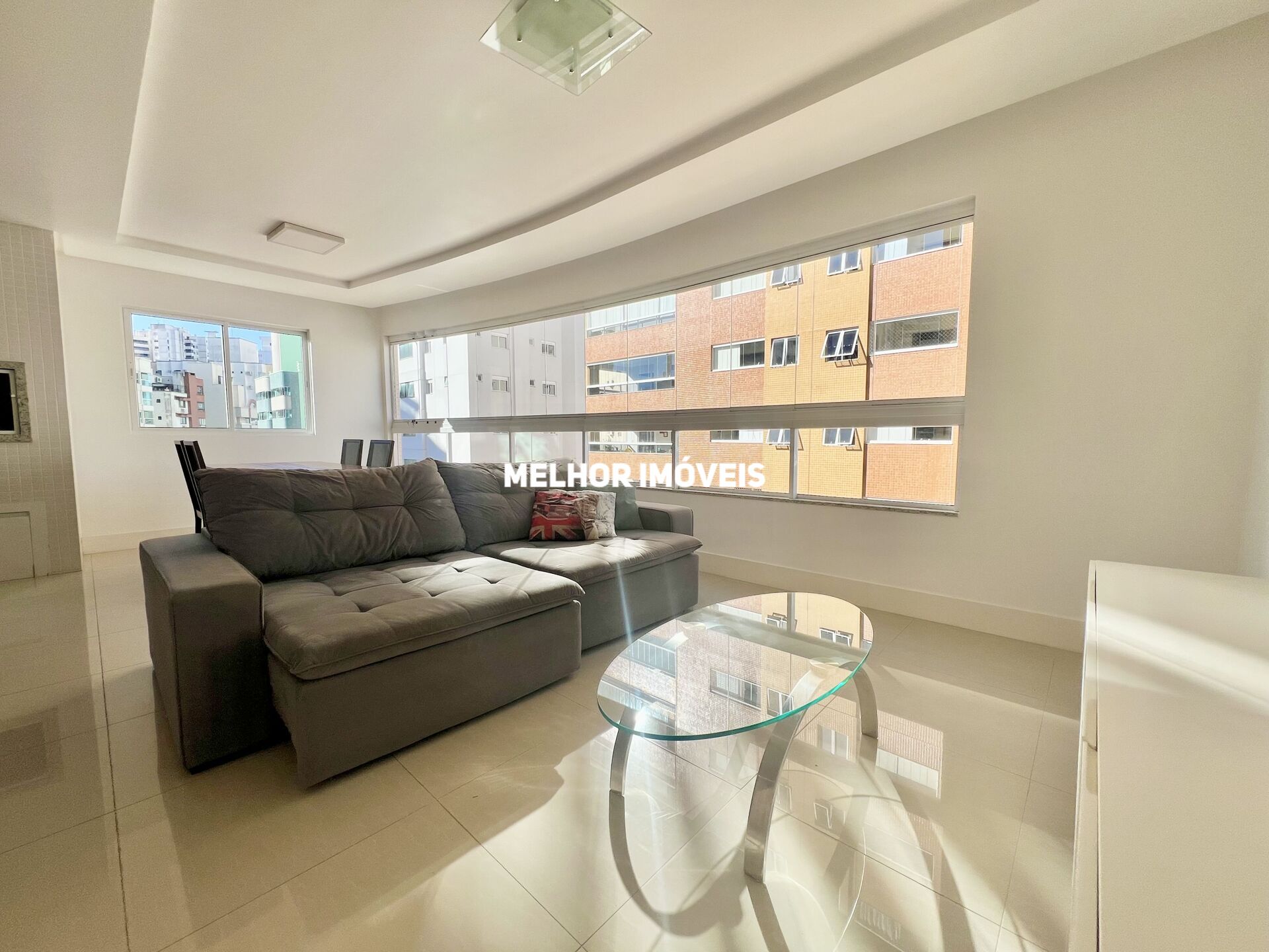 Apartamento à venda com 3 quartos, 115m² - Foto 4