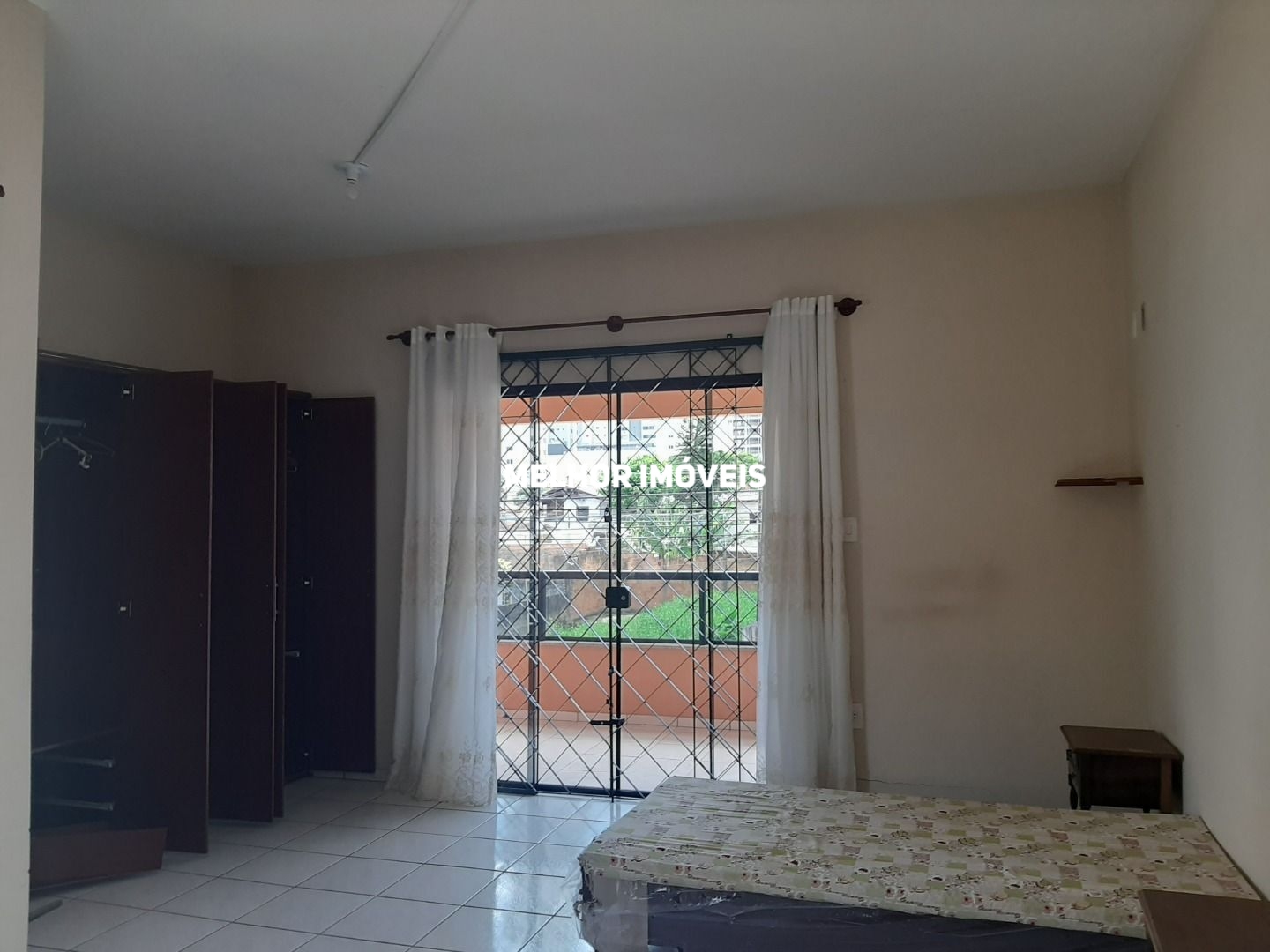 Apartamento à venda com 3 quartos, 250m² - Foto 11