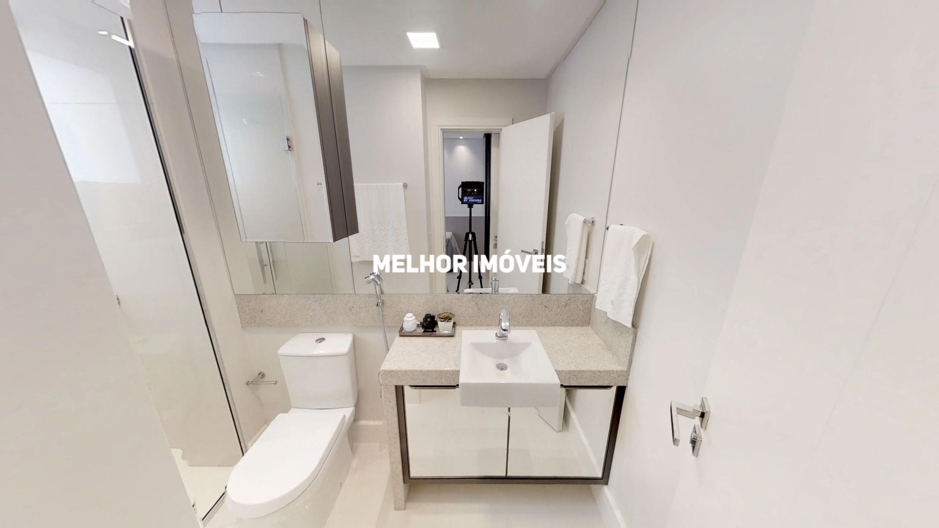 Apartamento à venda com 4 quartos, 237m² - Foto 22