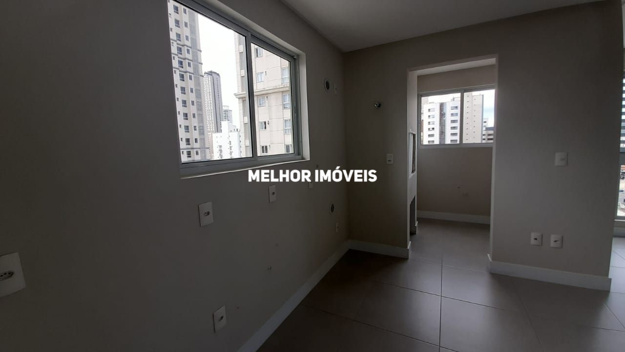 Apartamento à venda com 2 quartos, 93m² - Foto 3