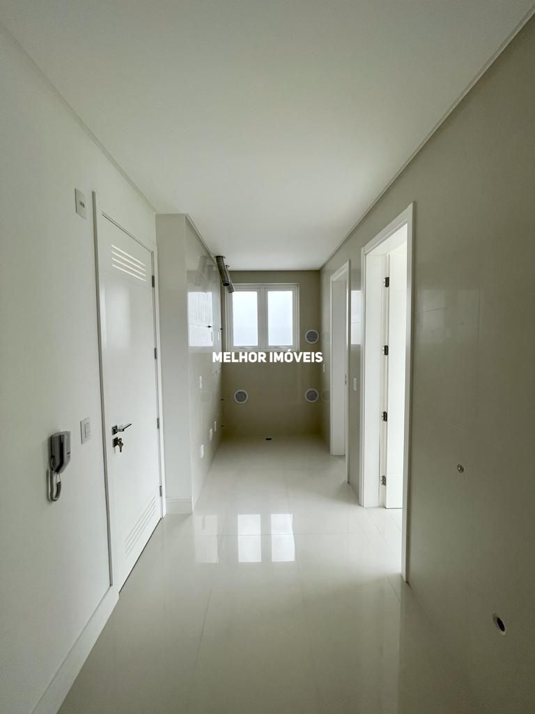 Cobertura à venda com 7 quartos, 410m² - Foto 12