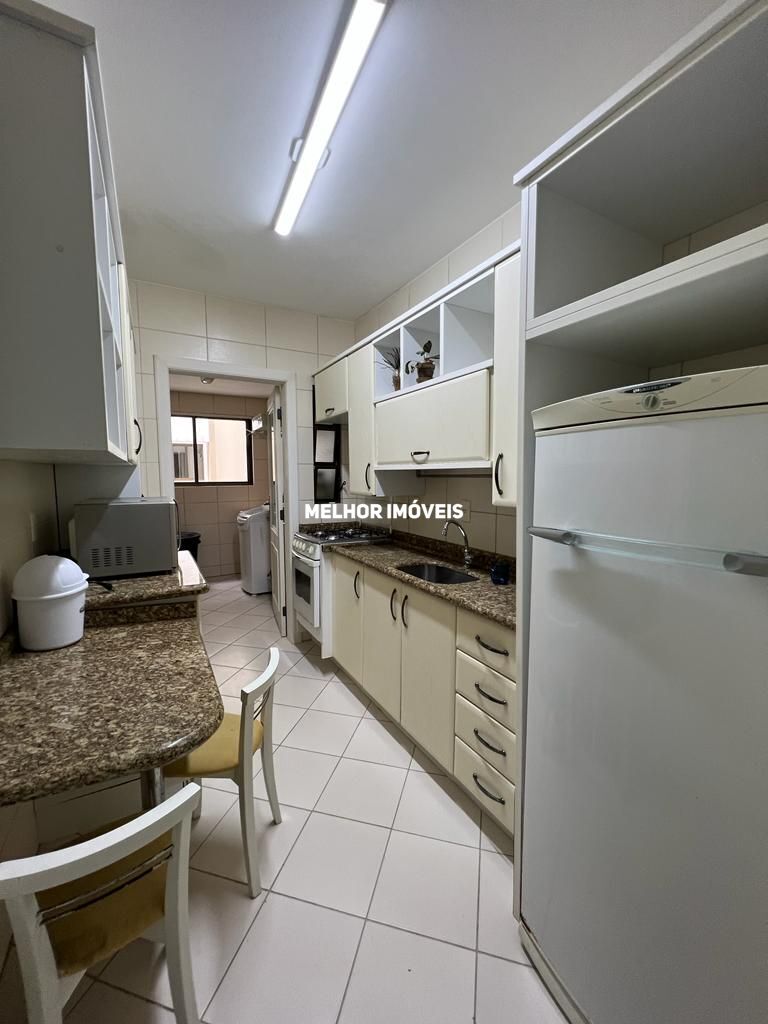 Apartamento à venda com 2 quartos, 80m² - Foto 13