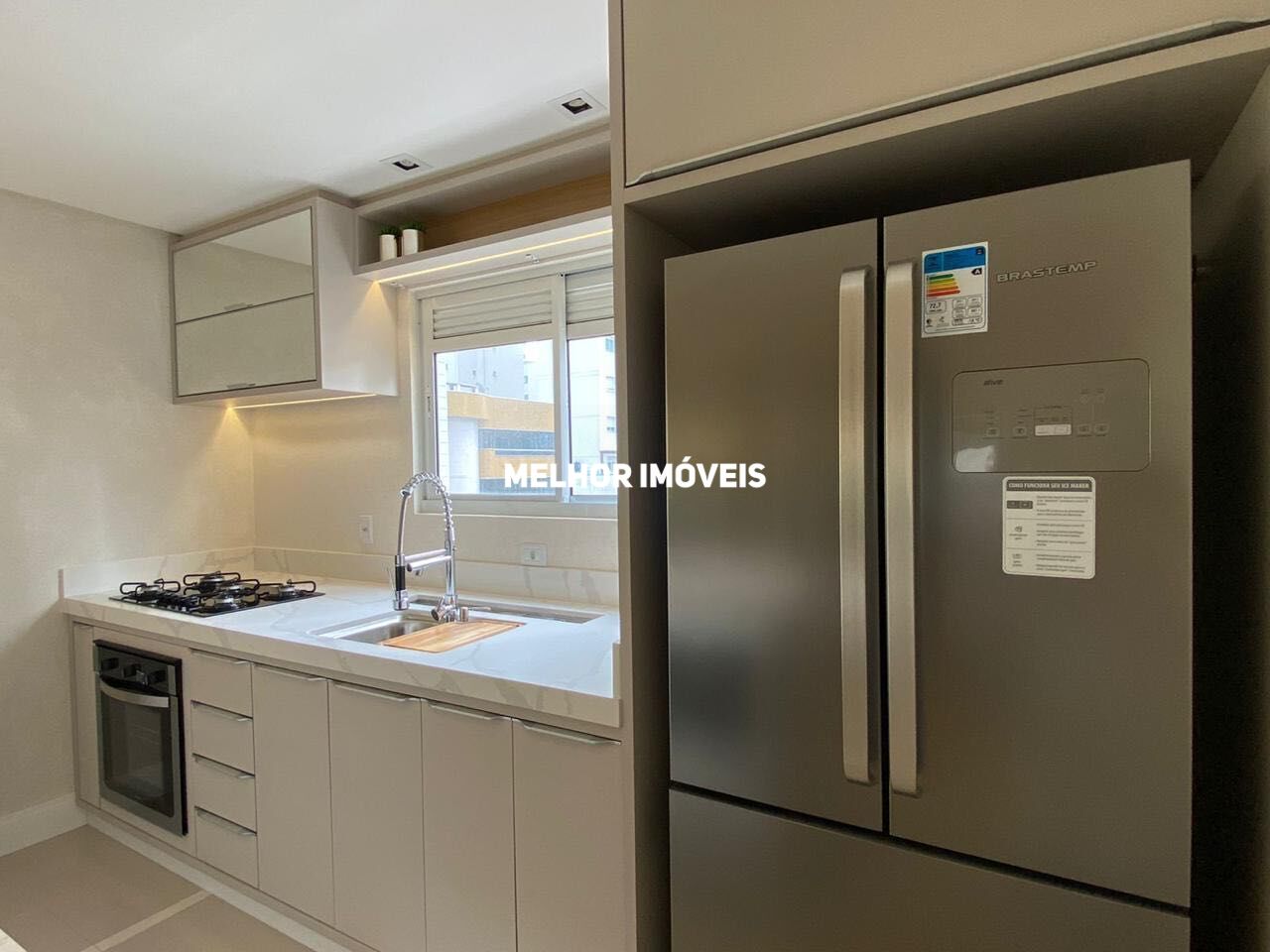 Apartamento para alugar com 3 quartos, 128m² - Foto 8