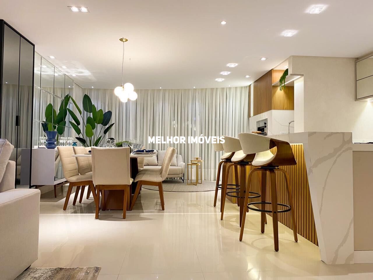 Apartamento para alugar com 3 quartos, 128m² - Foto 1