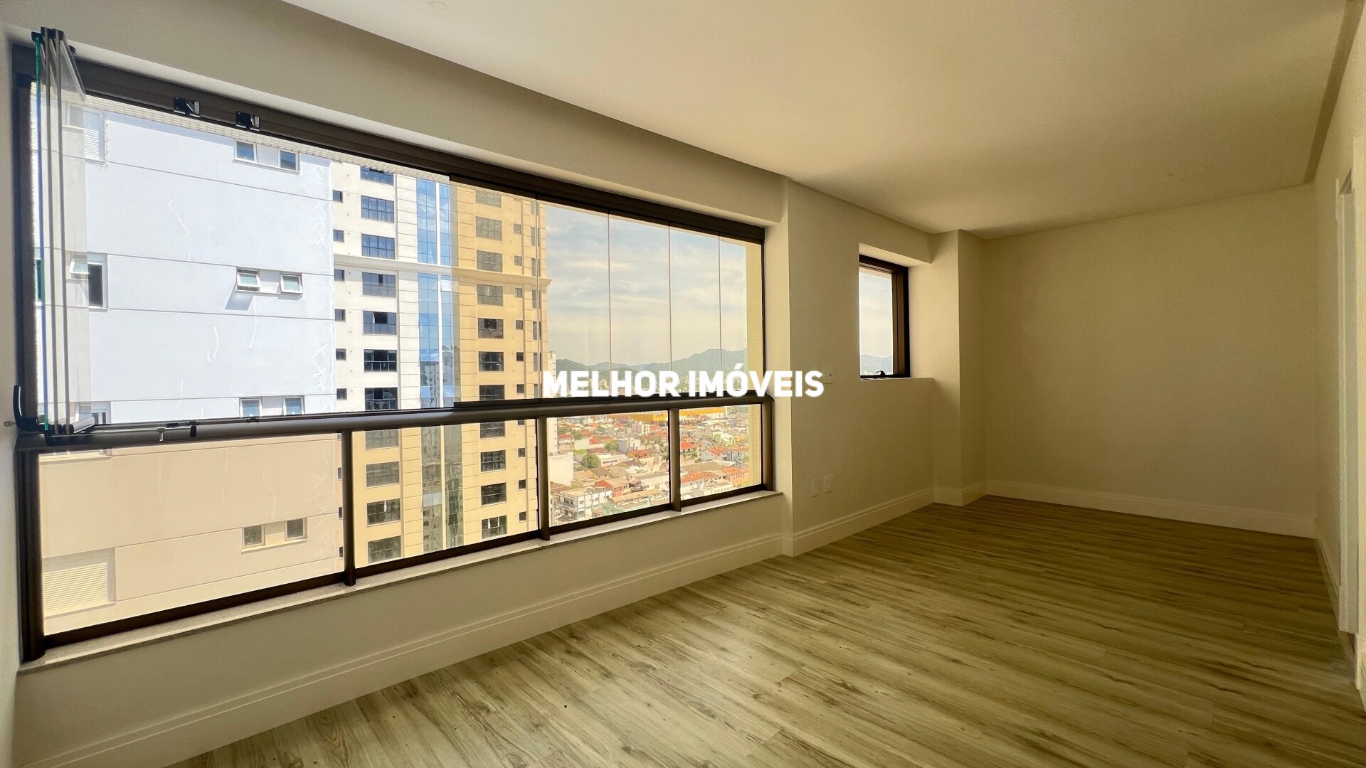 Apartamento à venda com 4 quartos, 377m² - Foto 8