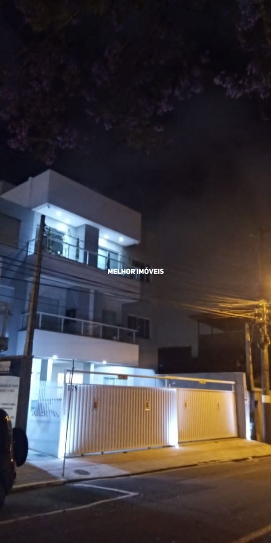 Cobertura à venda com 3 quartos, 150m² - Foto 3