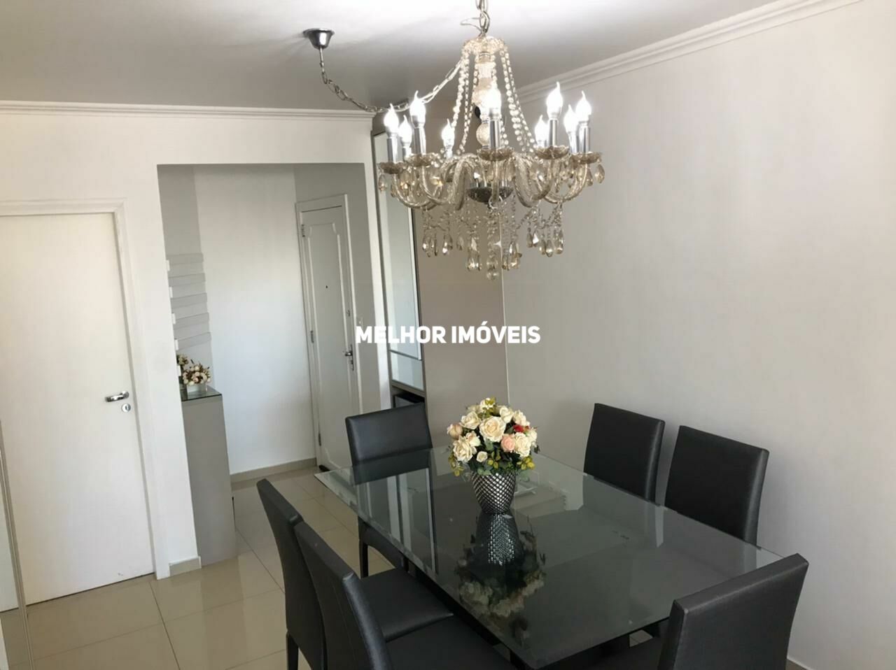 Apartamento à venda com 3 quartos, 118m² - Foto 2