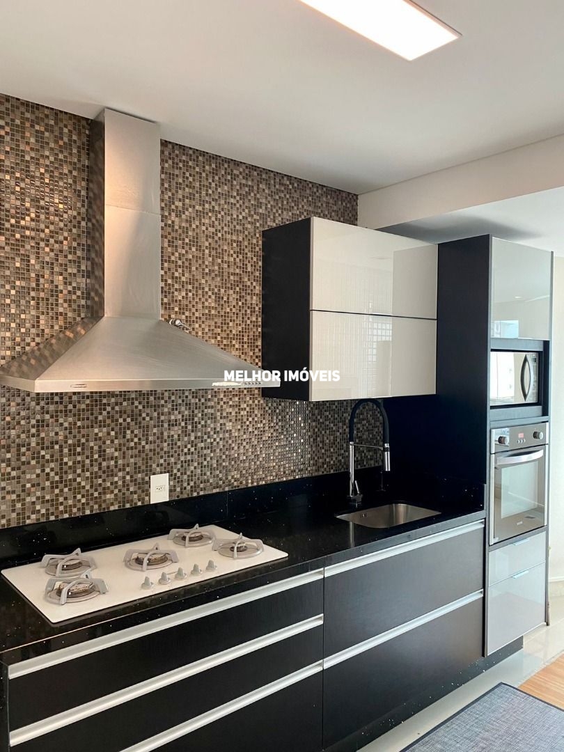 Apartamento para alugar com 3 quartos, 136m² - Foto 13