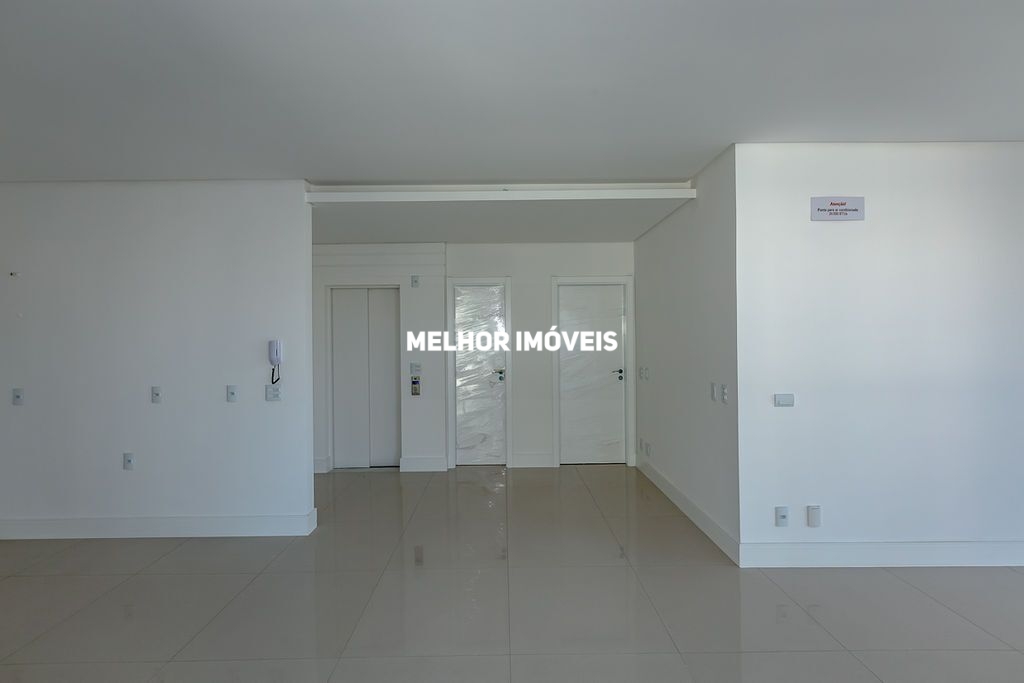 Apartamento à venda com 3 quartos, 172m² - Foto 7