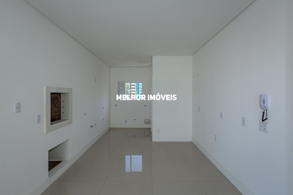 Apartamento à venda com 3 quartos, 172m² - Foto 6