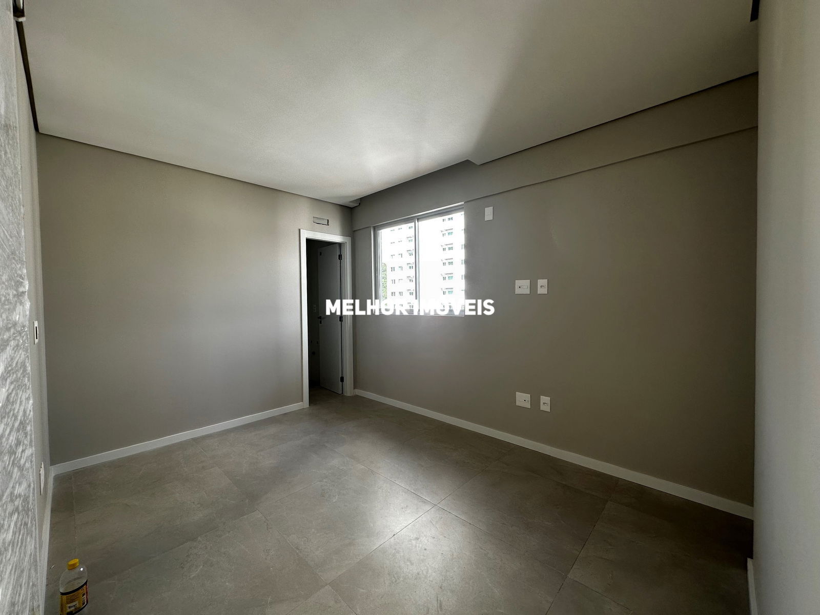 Apartamento à venda com 2 quartos, 93m² - Foto 10