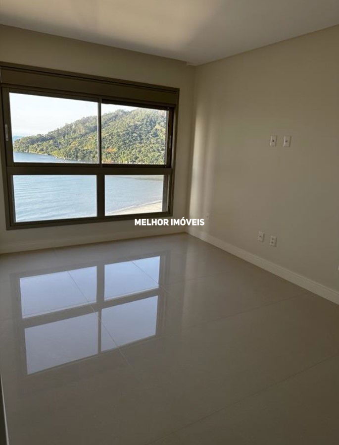 Apartamento à venda com 4 quartos, 160m² - Foto 4