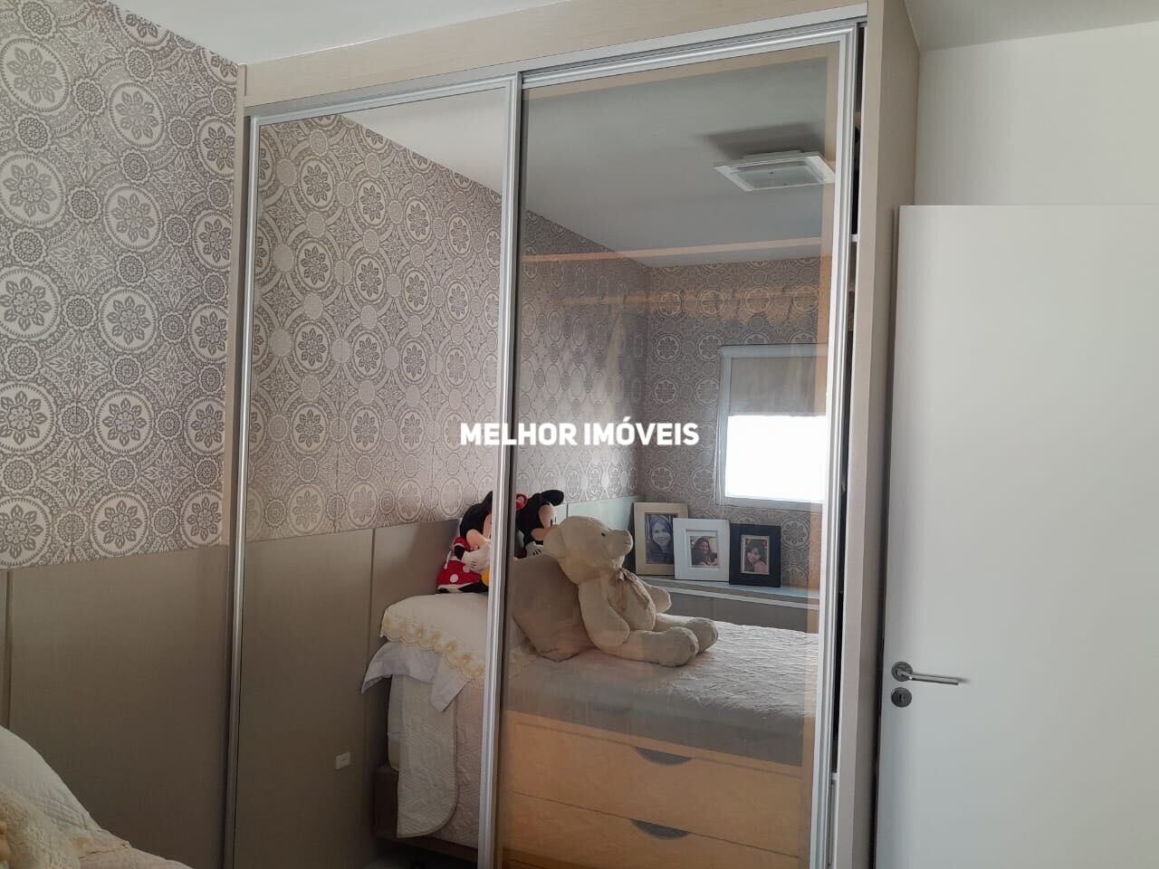 Apartamento à venda com 3 quartos, 101m² - Foto 18