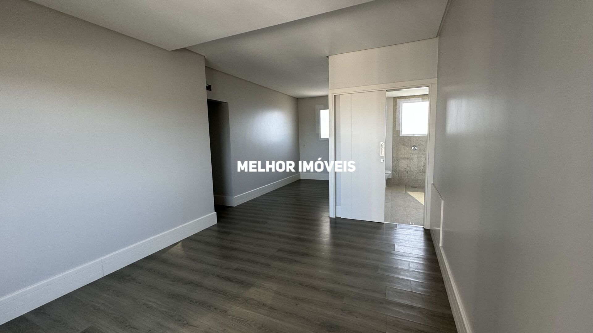 Apartamento à venda com 4 quartos, 237m² - Foto 11