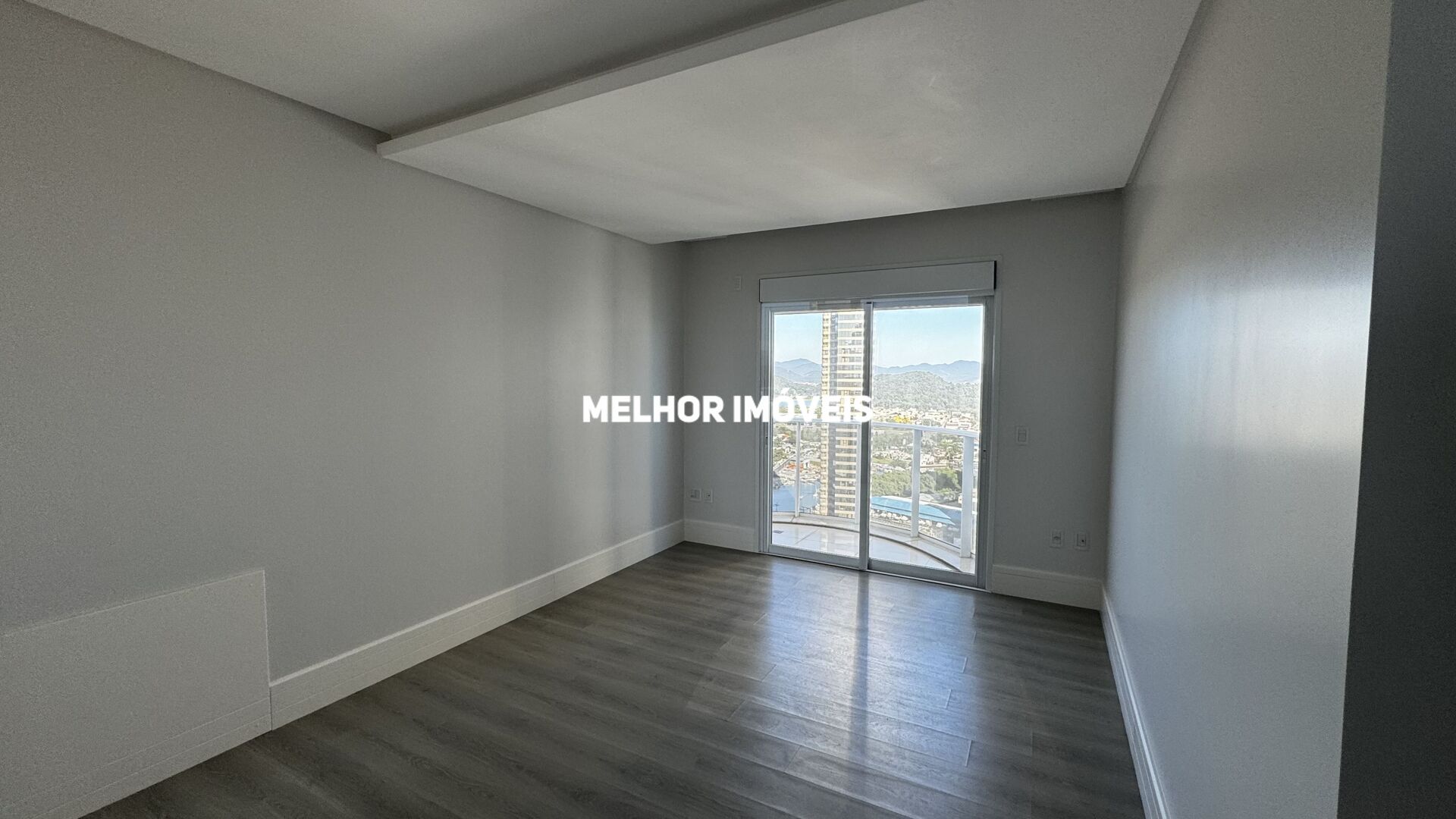 Apartamento à venda com 4 quartos, 237m² - Foto 16