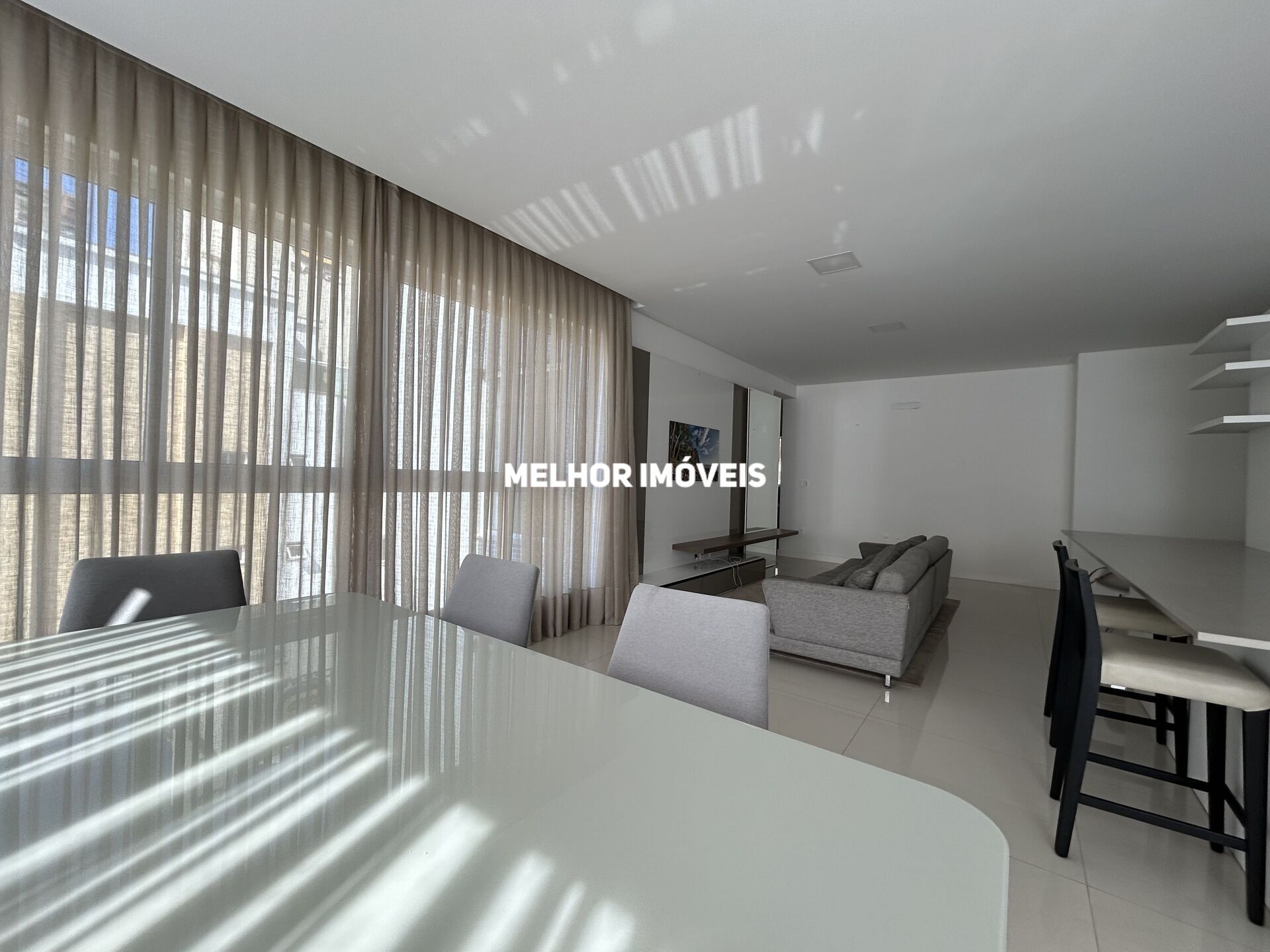 Apartamento à venda com 3 quartos, 134m² - Foto 14