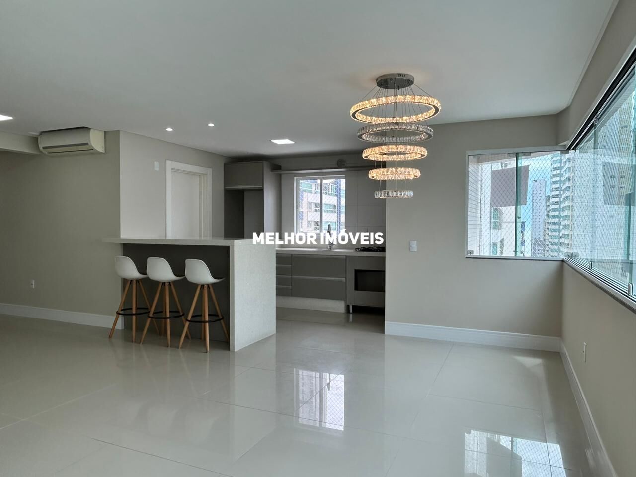 Apartamento, 3 quartos, 105 m² - Foto 2