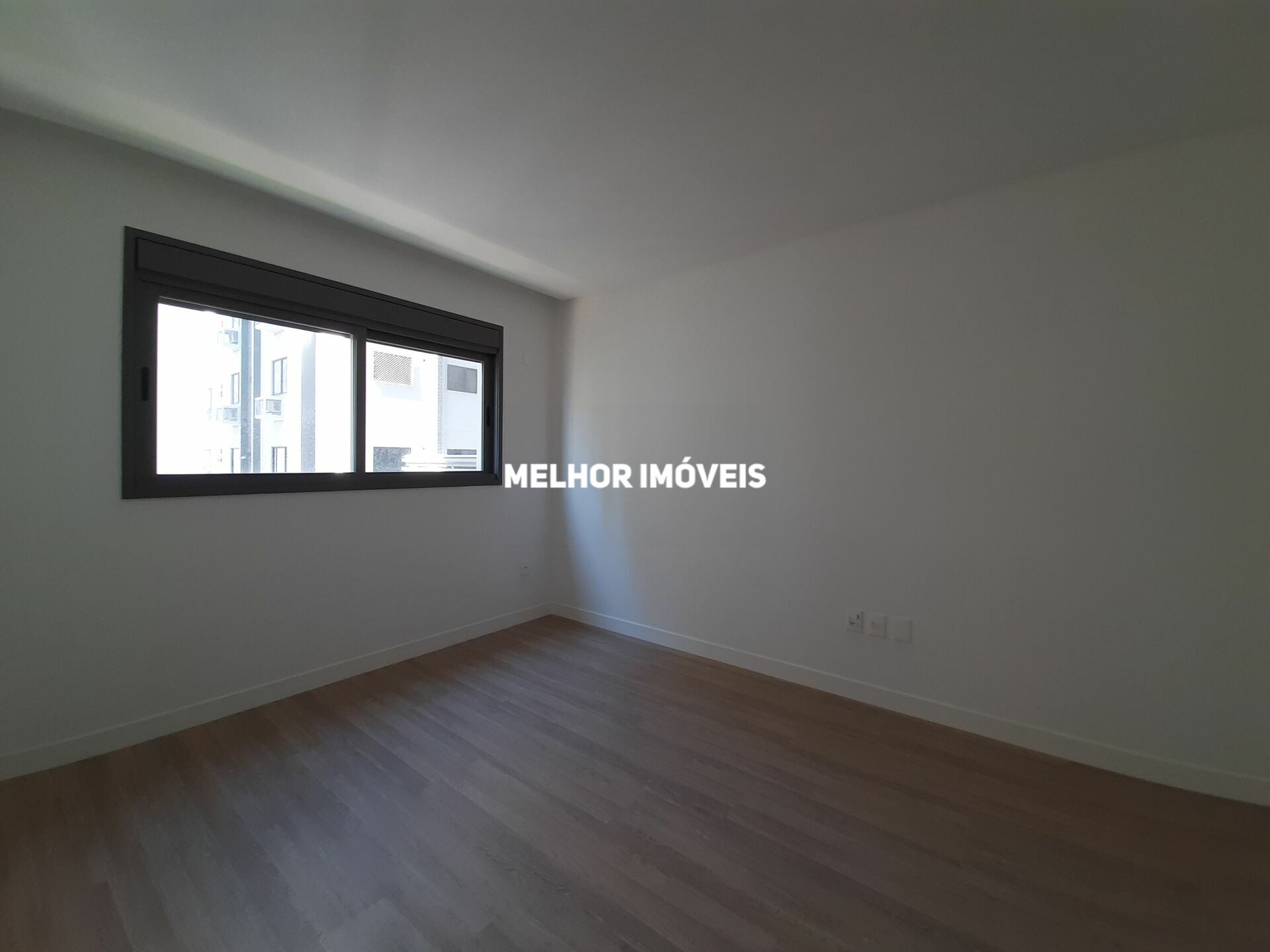 Apartamento à venda com 4 quartos, 165m² - Foto 14