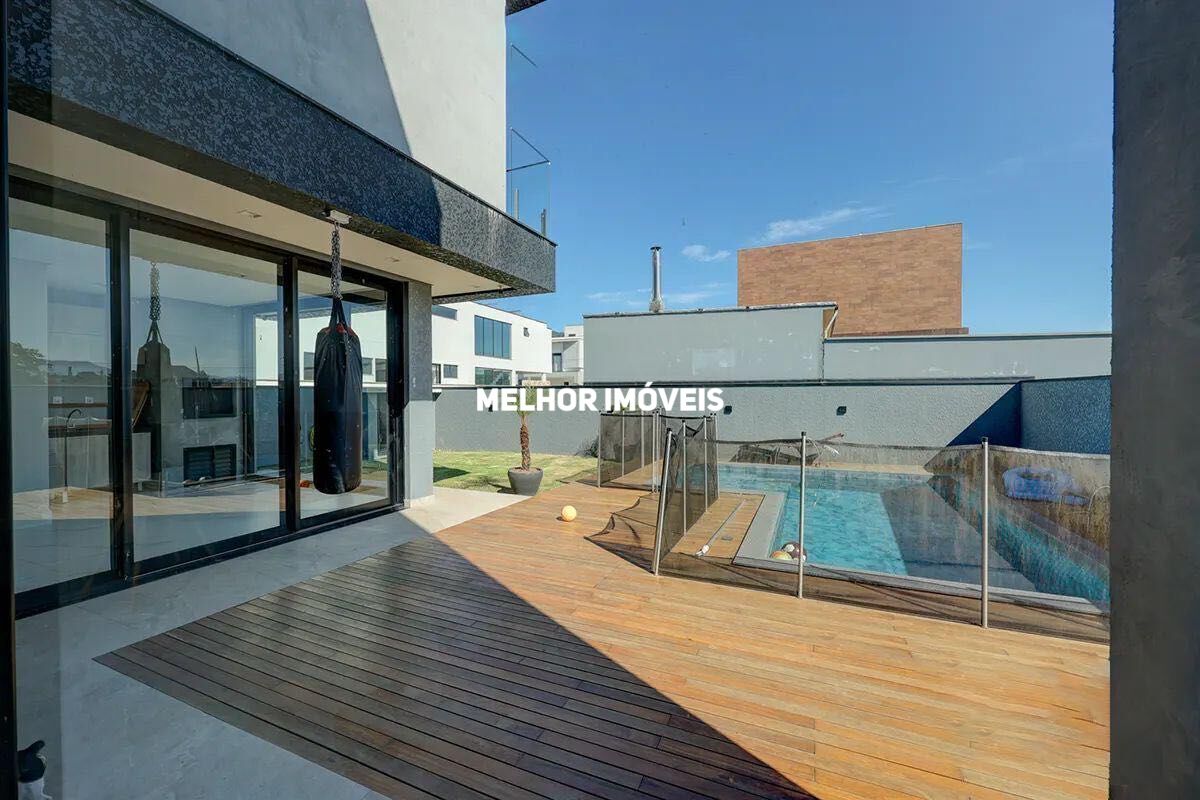 Casa, 3 quartos, 280 m² - Foto 3