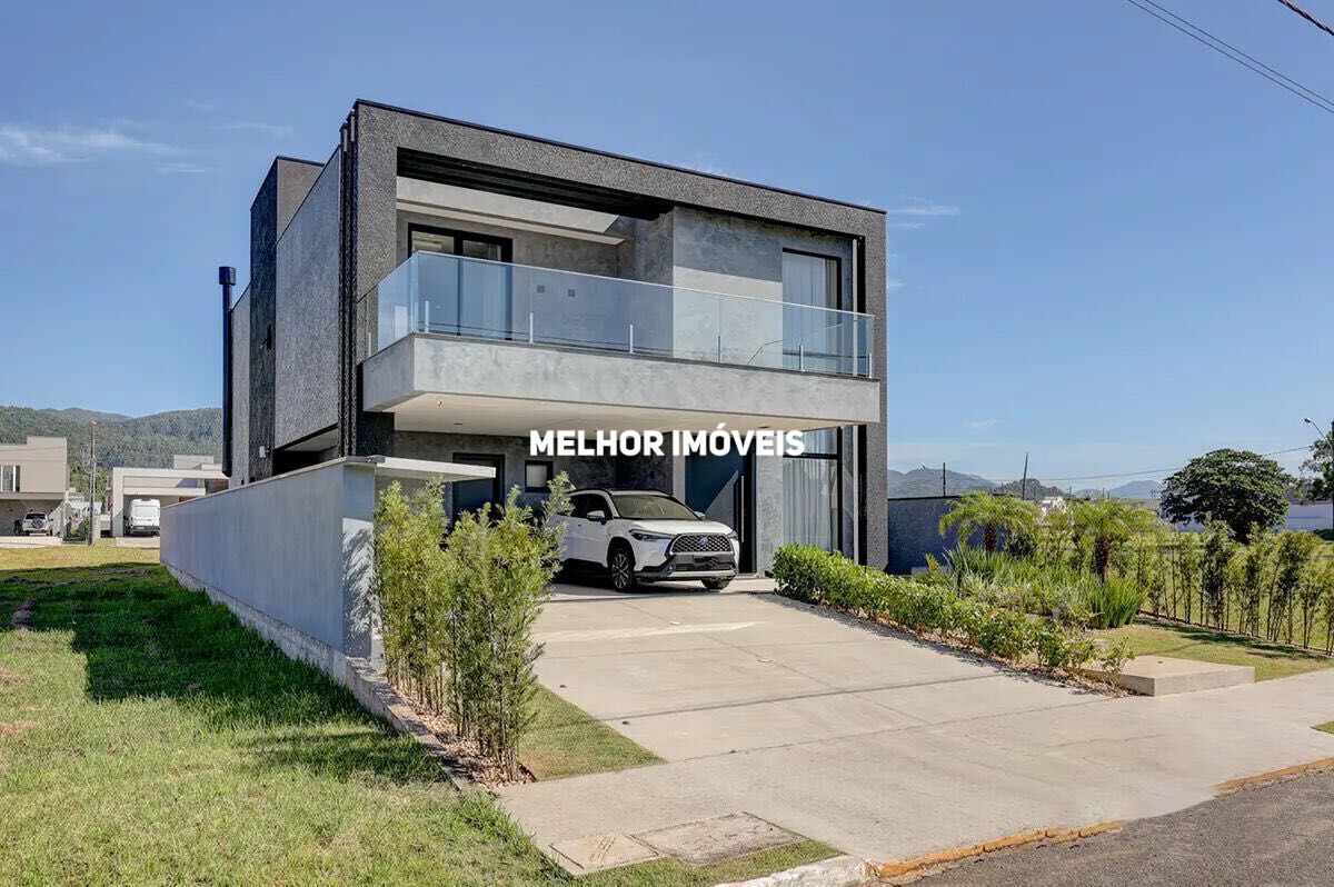 Casa, 3 quartos, 280 m² - Foto 1