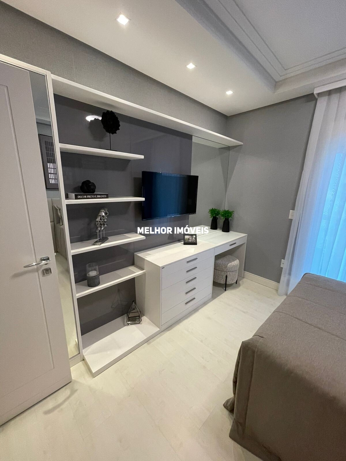 Apartamento à venda com 3 quartos, 256m² - Foto 18