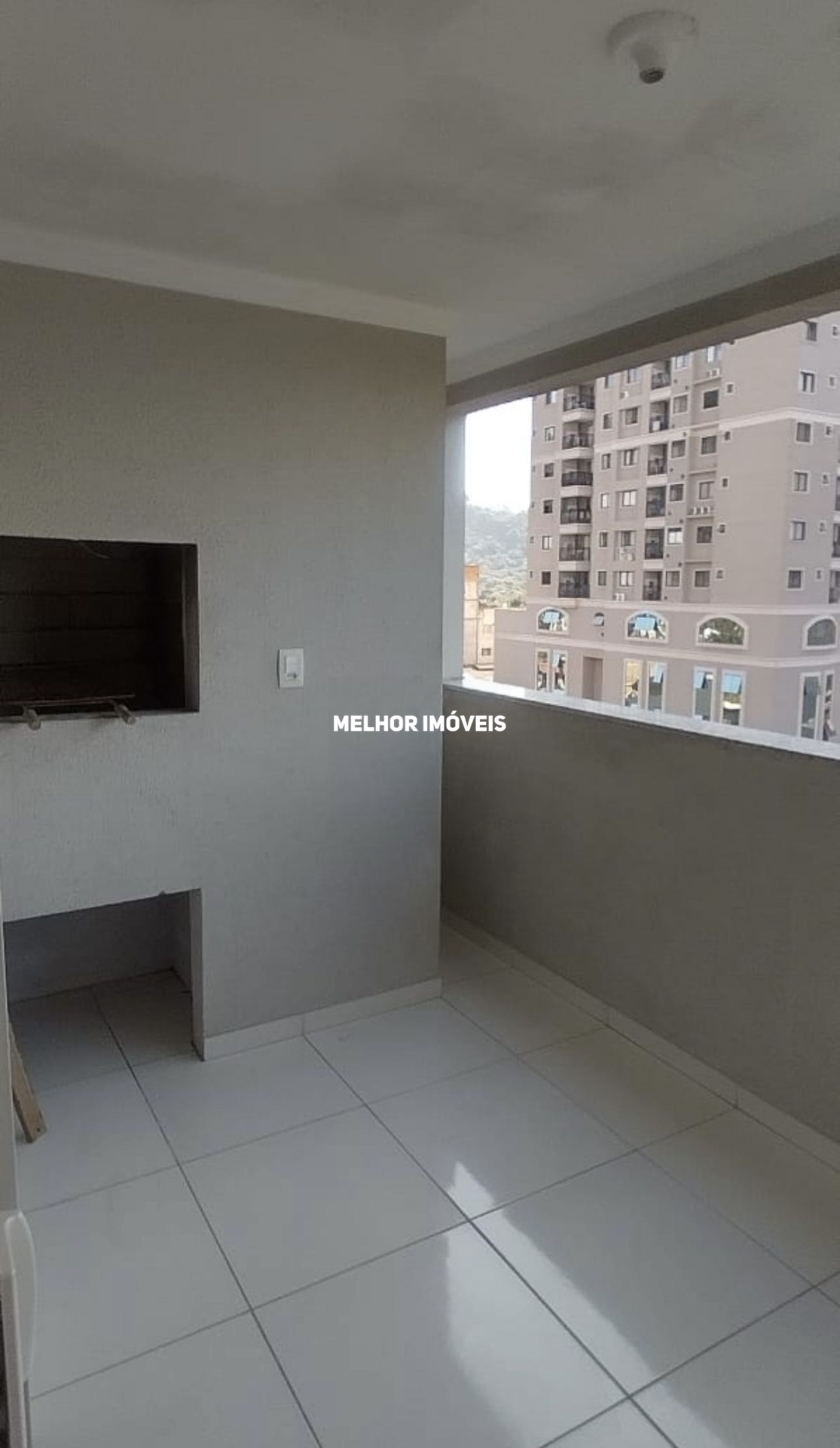 Apartamento à venda com 2 quartos, 62m² - Foto 2