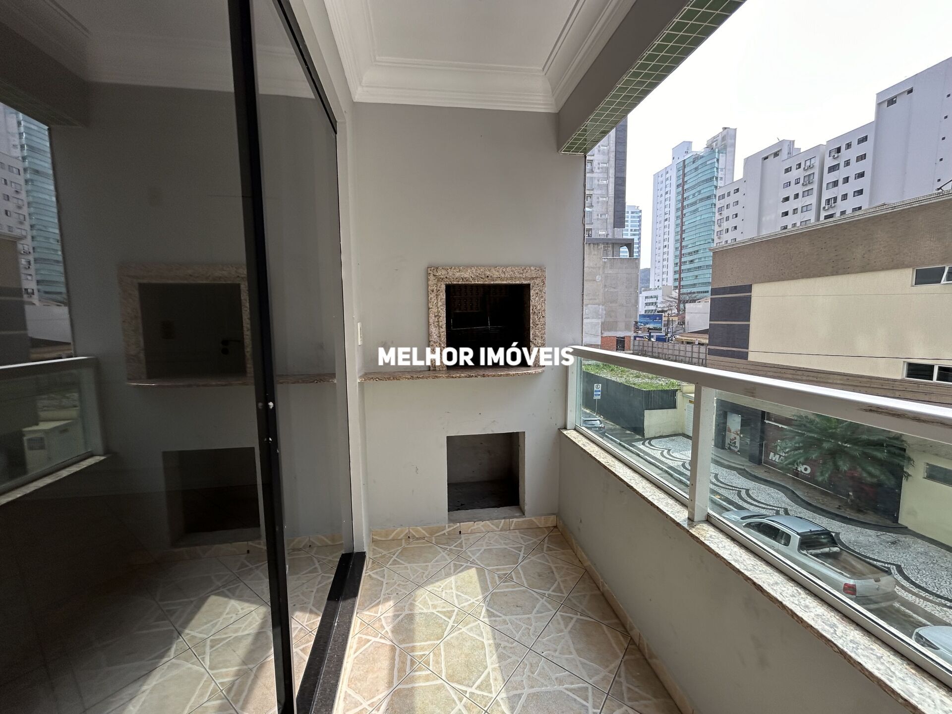 Apartamento para alugar com 4 quartos, 114m² - Foto 1