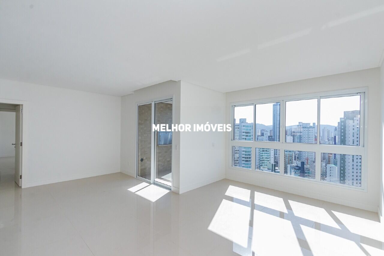 Apartamento à venda com 3 quartos, 120m² - Foto 3