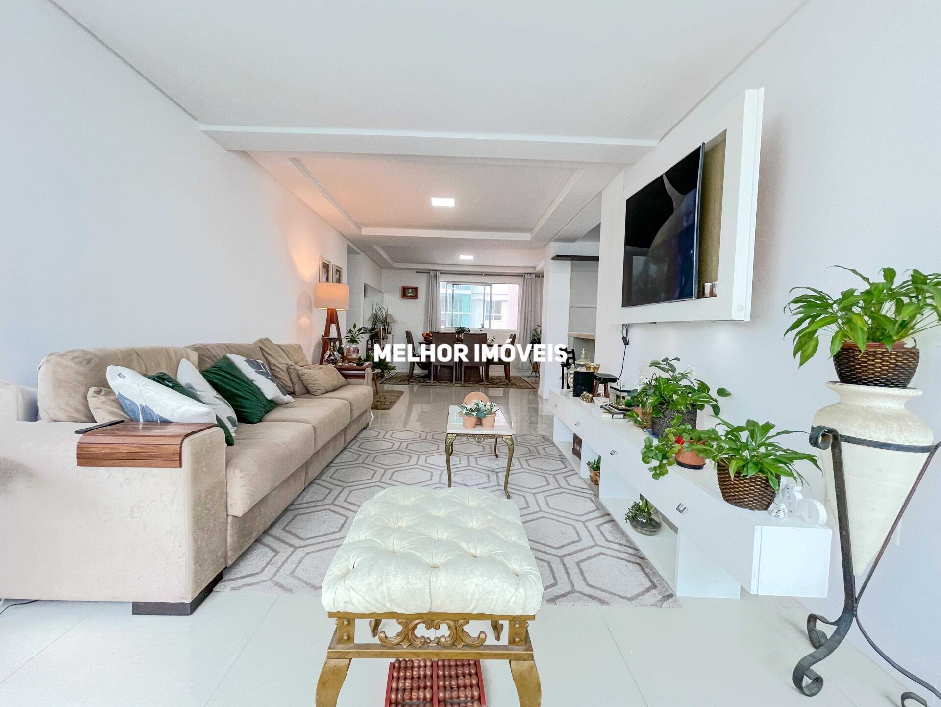 Apartamento, 3 quartos, 140 m² - Foto 1