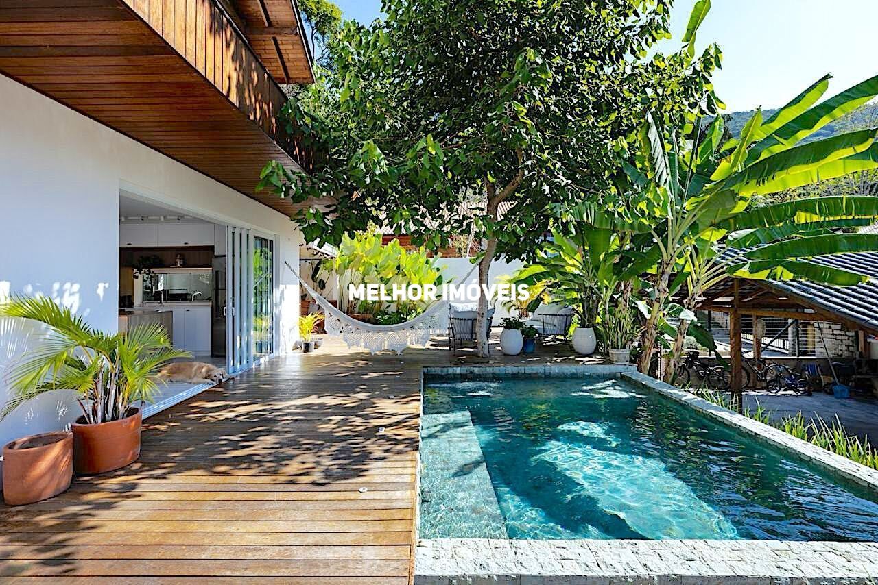 Casa, 3 quartos, 275 m² - Foto 1